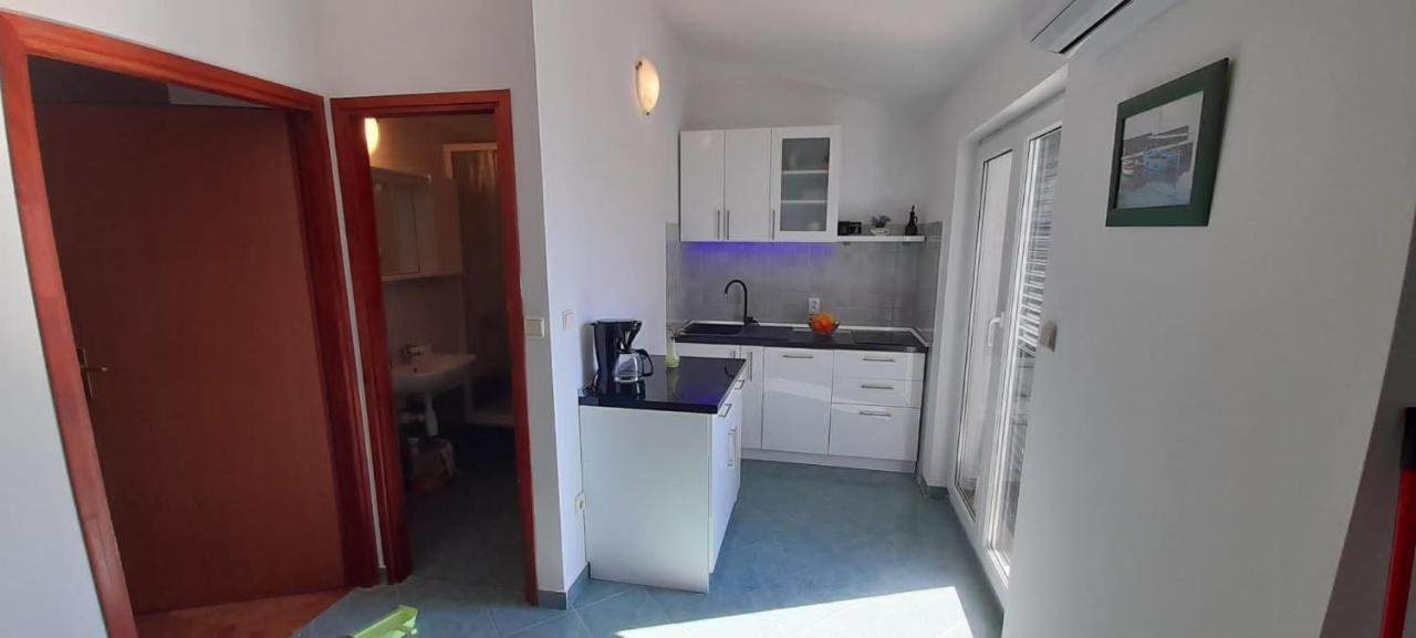 Apartments Vila Ana 塞利讷 外观 照片