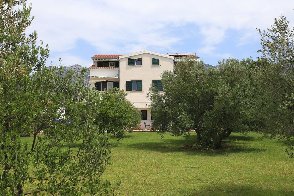 Apartments Vila Ana 塞利讷 外观 照片