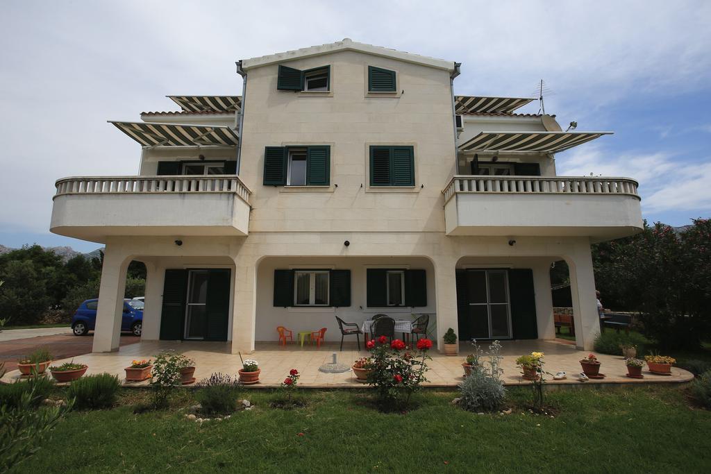 Apartments Vila Ana 塞利讷 外观 照片